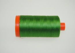 Aurifil Garn 5018 Dark Grass Green